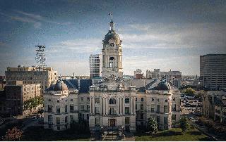 Old Courthouse